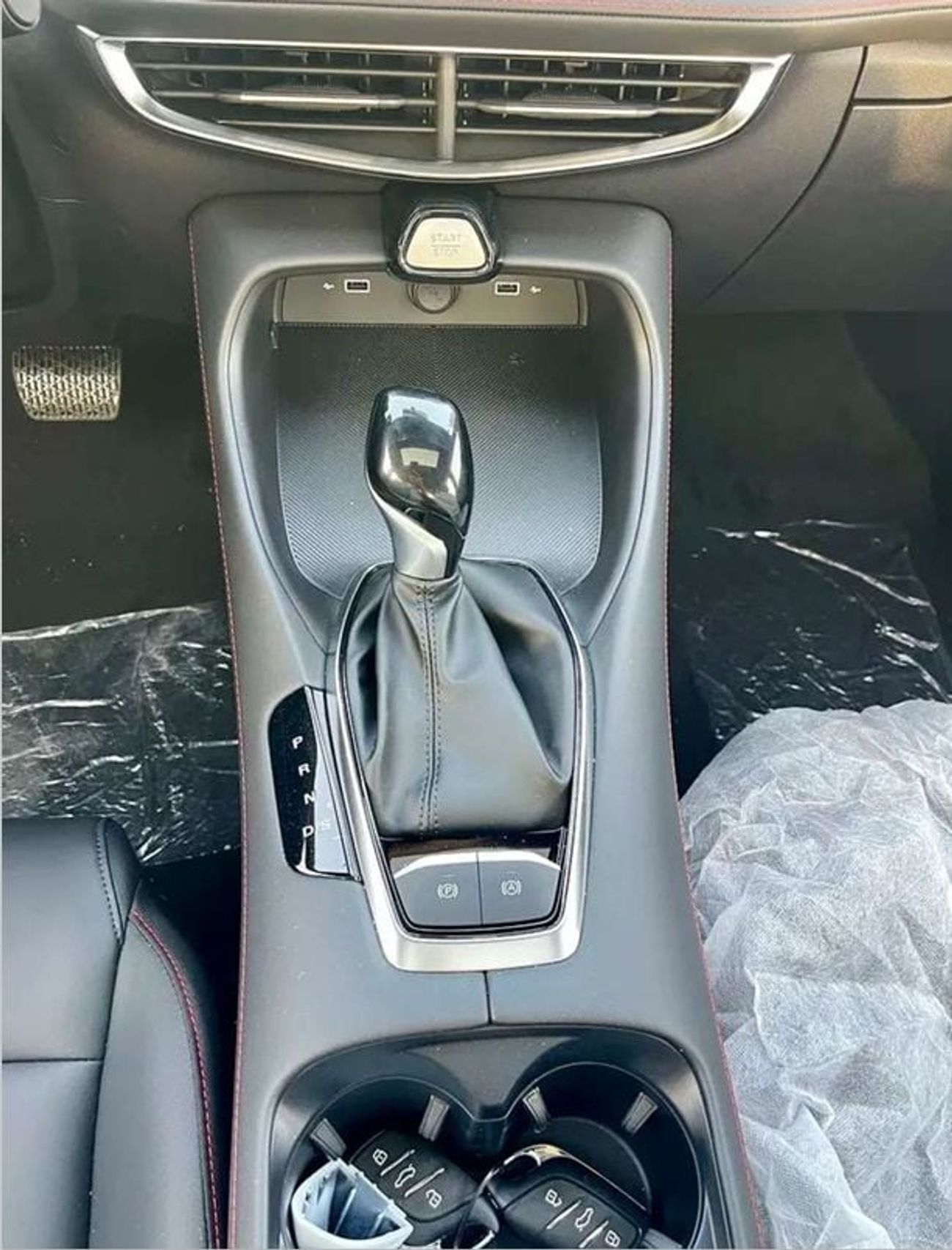 MG 5 LUX 1.5L 180 DVVT Full Option | Chinese Specifications |