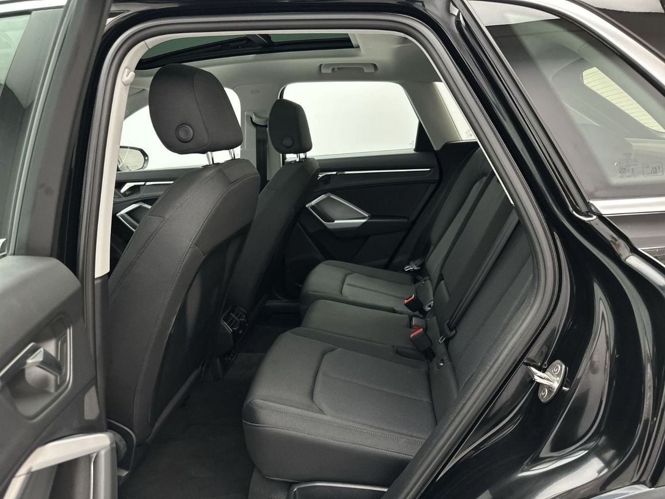 أودي Q5 Sportback 45 TFSI quattro 249hp (Ref# 07179)