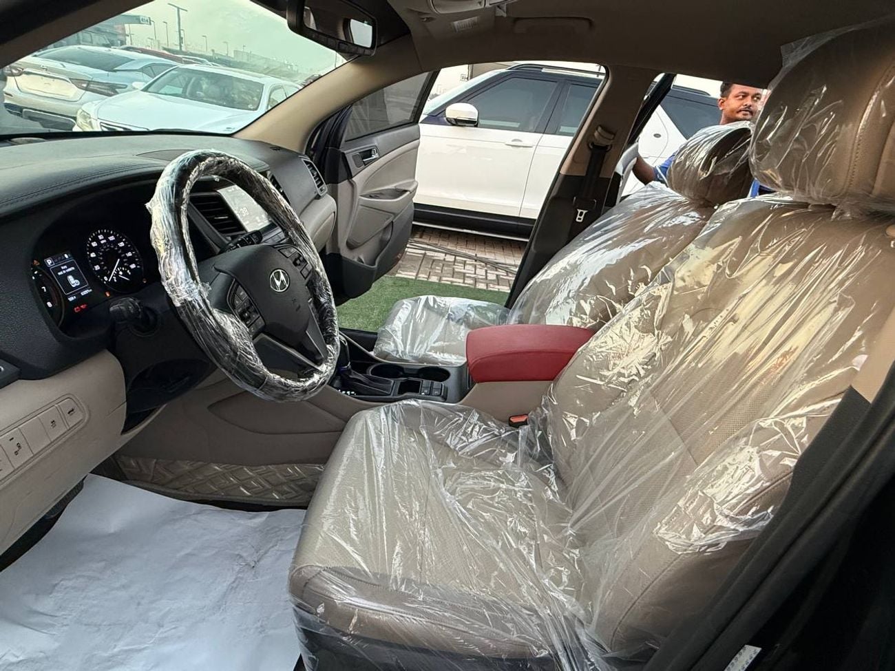 هيونداي توسون STANDARD فئة Limited أعلى فئة ومواصفات مميزة