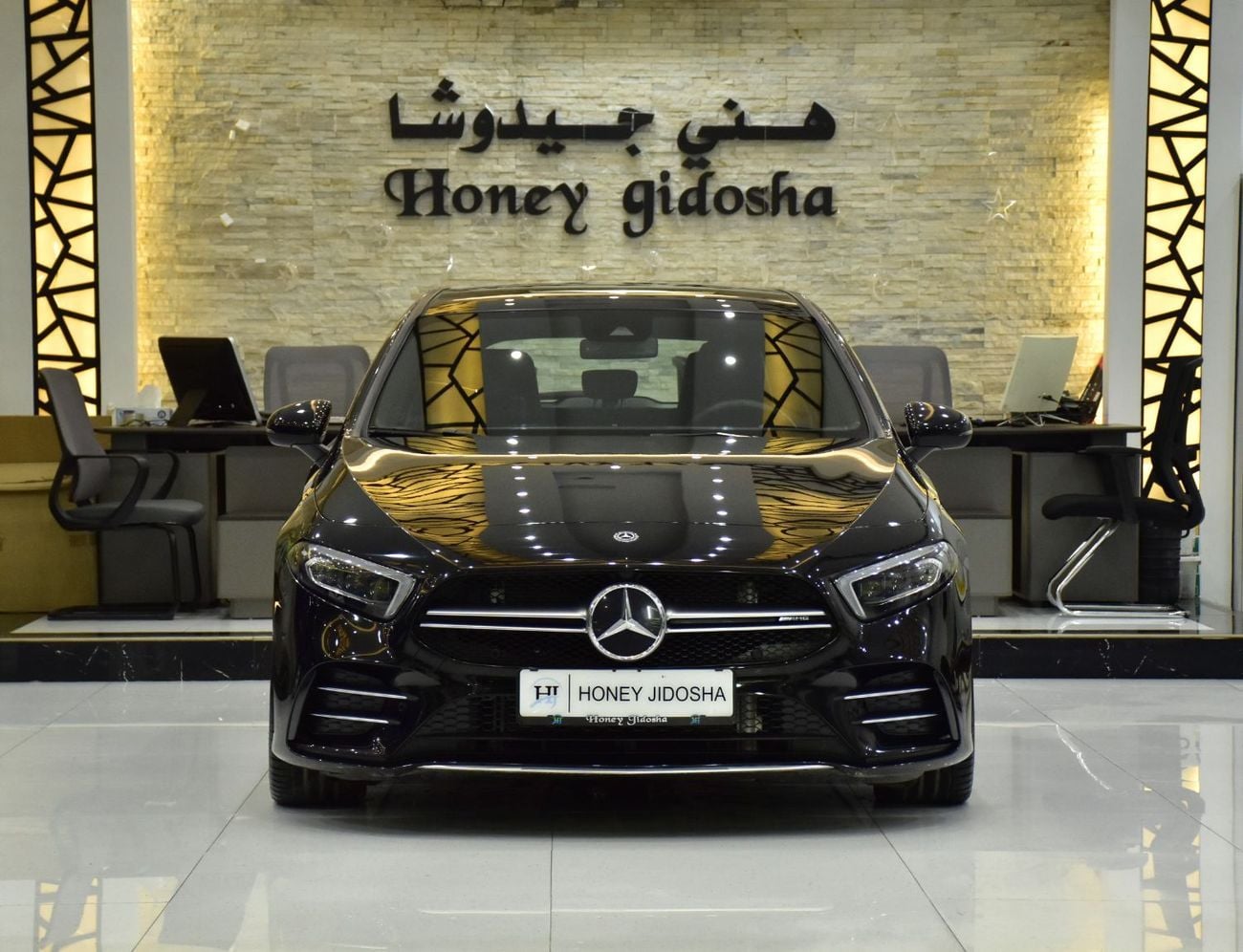 Mercedes Benz A35 AMG 4MATIC EXCELLENT DEAL for our Mercedes Benz A35 AMG ( 2020 Model ) in Black Color Chinese Specs