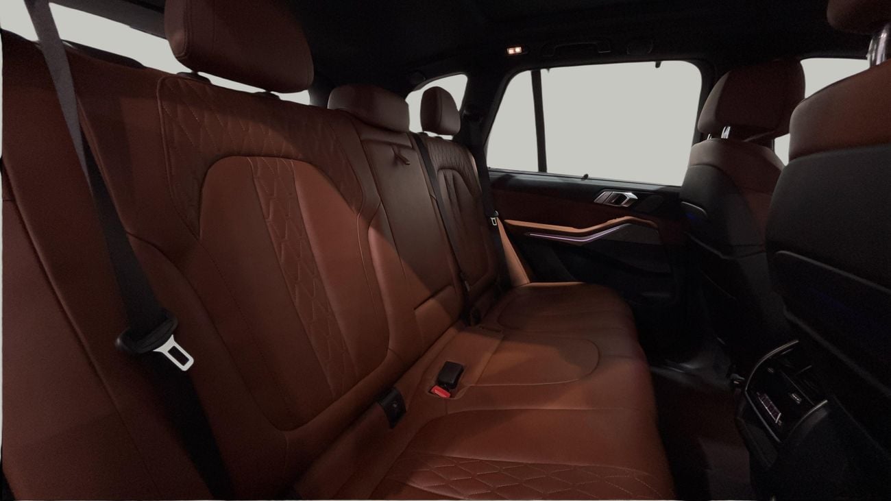 بي أم دبليو X5 XDRIVE40i M SPORT كارس24 هي سوق ضخم للسيارات المستعملة موثوق ومضمون ٪كارس24 هي سوق ضخم للسيارات المستعملة موثوق ومضمون