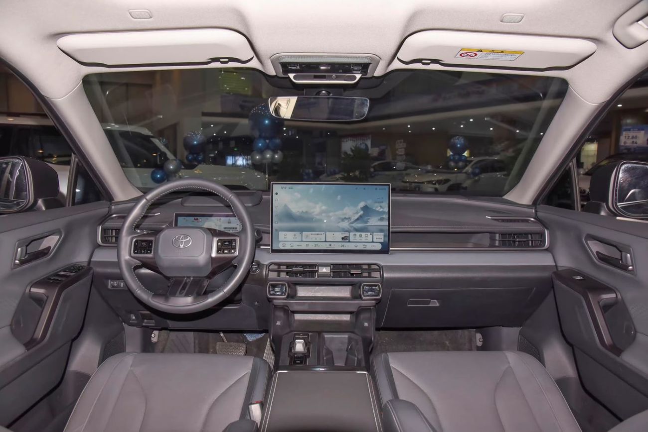 Toyota RAV4 XLE Premium 2026 2.5 Hybrid Flagship Export