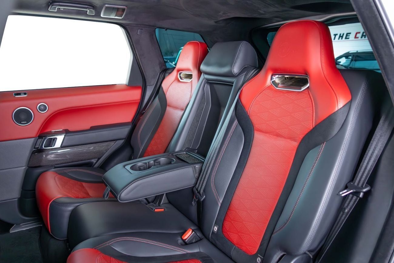 Land Rover Range Rover Sport SVR 5.0L (550 HP) Low Mileage-Red Calipers-1 Owner-Very Well Maintained-Just been ser
