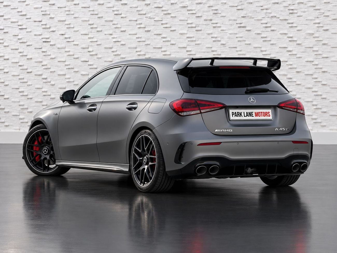 Mercedes Benz A45 AMG- S