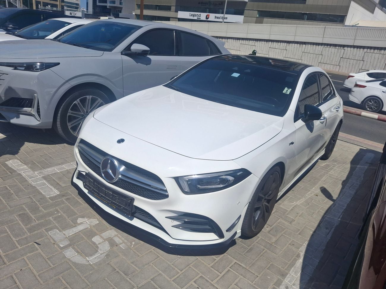 مرسيدس بنز A 35 AMG 4MATIC كارس24 هي سوق ضخم للسيارات المستعملة موثوق ومضمون ٪كارس24 هي سوق ضخم للسيارات المستعملة موثوق ومضمون