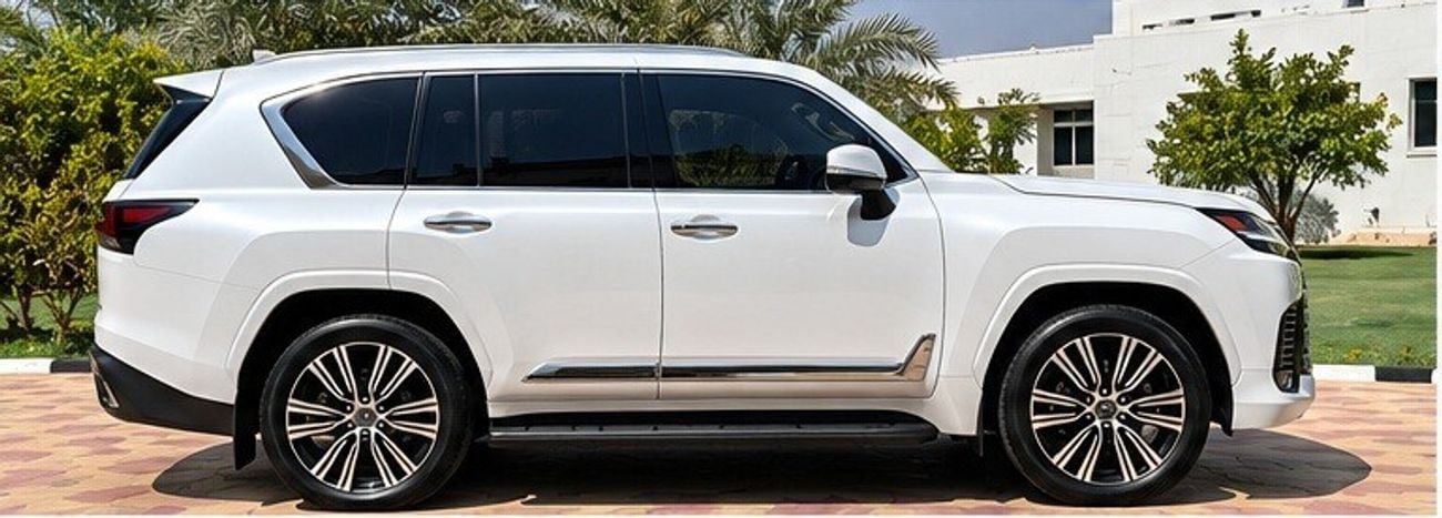 لكزس LX 700h سيجنتشر للبيع لكزس LX 700h هايبرد سيجنتشر 2025
