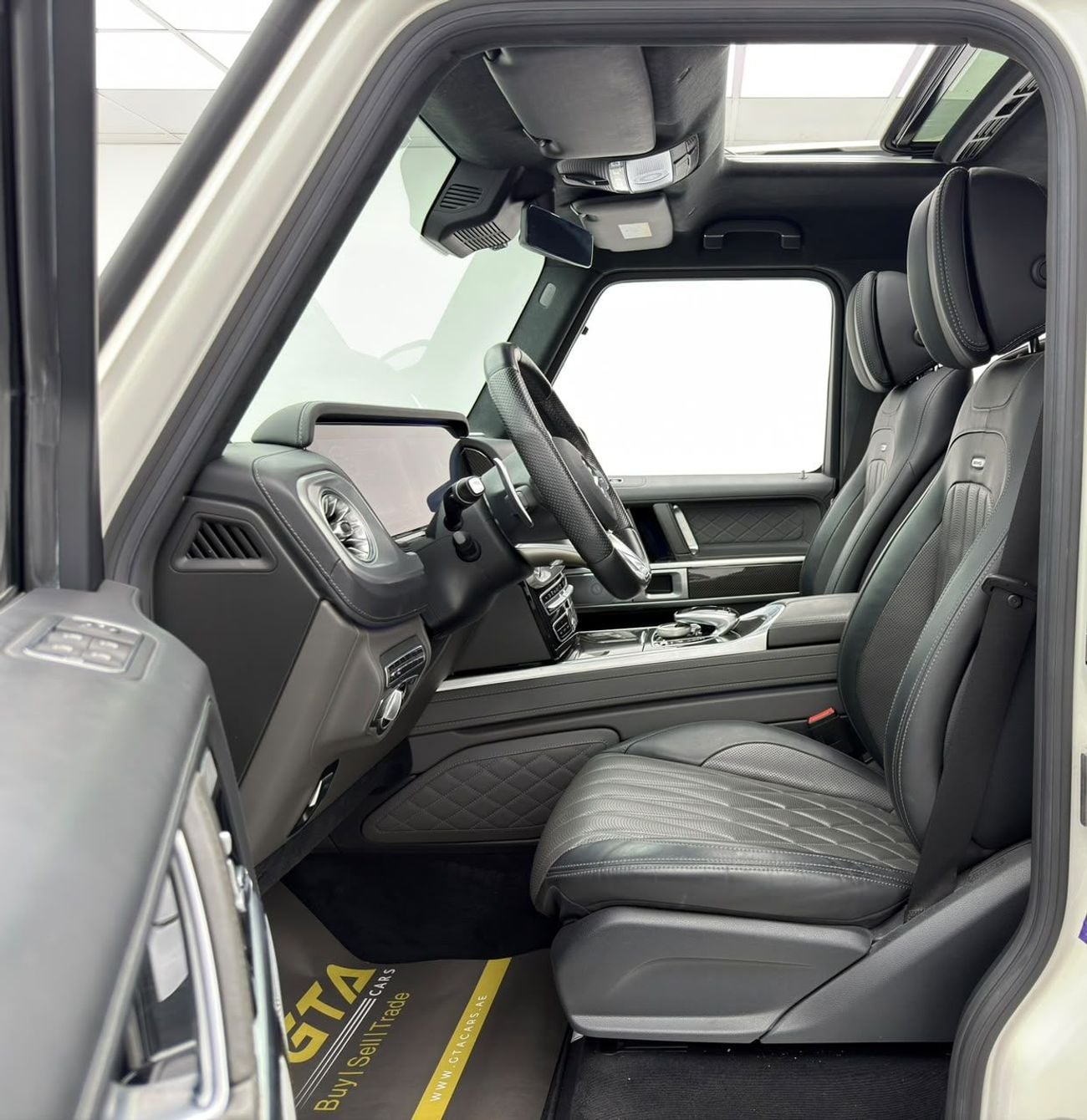 Mercedes Benz G63 AMG STANDARD
