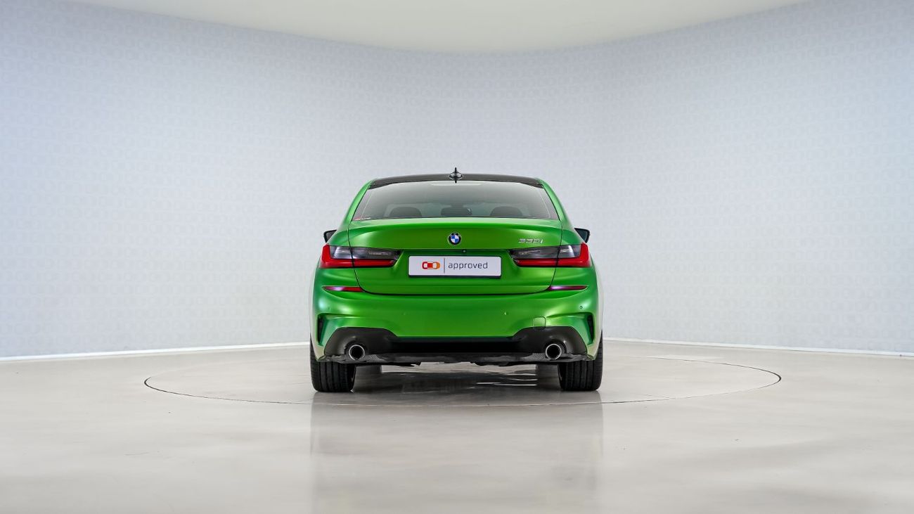 BMW 330i M SPORT