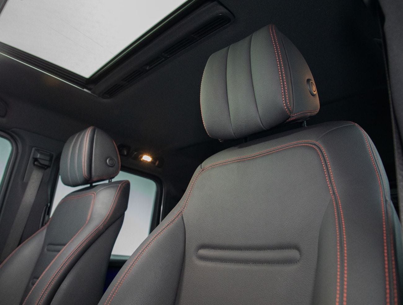 Mercedes Benz G500 STANDARD