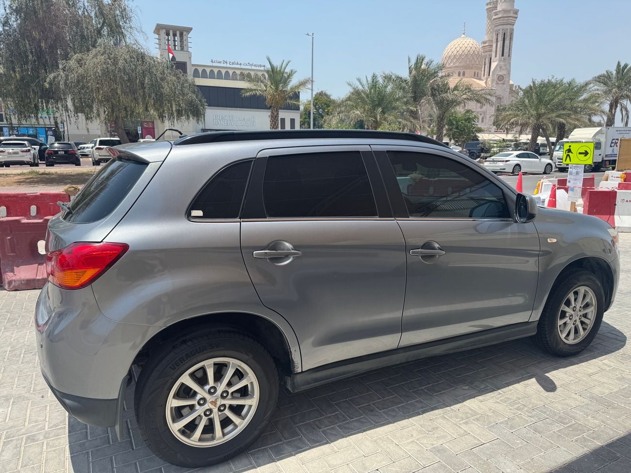 ميتسوبيشي ASX ميدلاين