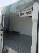 Nissan Urvan STANDARD STD CHILLER VAN