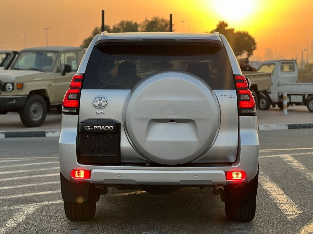 Toyota Land Cruiser 2022 Toyota Prado TXL 2.7L V4 - Cool Box - Rear Camera & Sensor - Push Start - Leather Seat - 2Keys