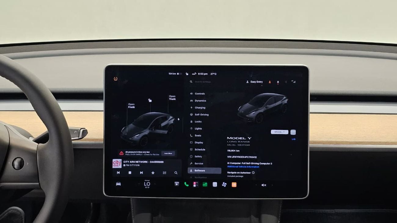 Tesla Model Y LONG RANGE