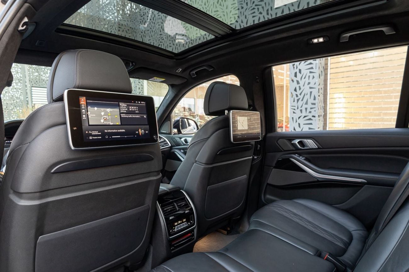 BMW X7 M50i M-Sport