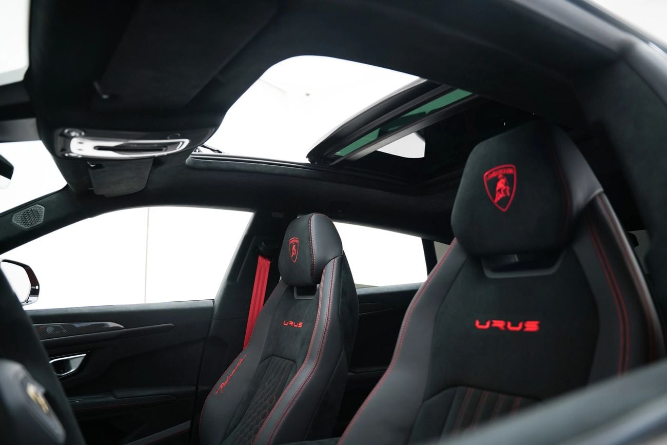 Lamborghini Urus PERFORMANTE