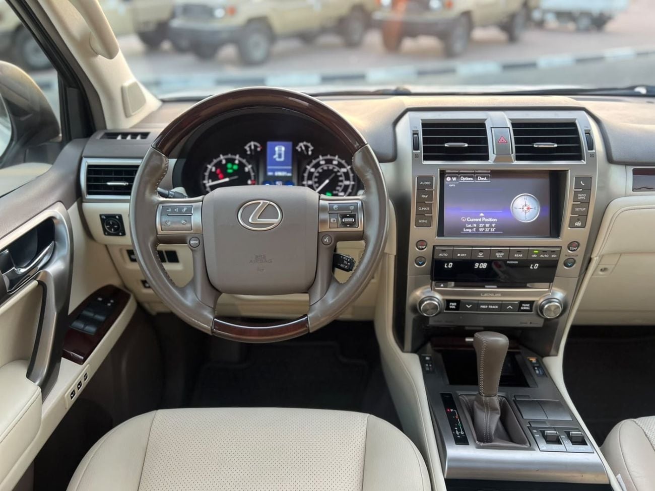 Lexus GX460 2018 Lexus GX460 Full Option 4.6L V8 - Sunroof - Rear Camera & Sensor - Leather Seat - AWD 4x4