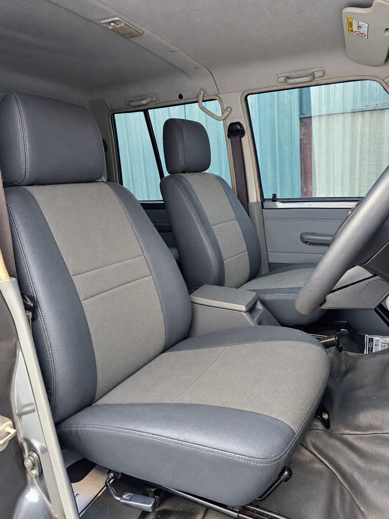 Toyota Land Cruiser Pick Up Toyota landcruise pickup 2016model 4.5L v8 1vd diesel engine Colour Grey Transmission Manual Interior grey 5seater 4DOORs