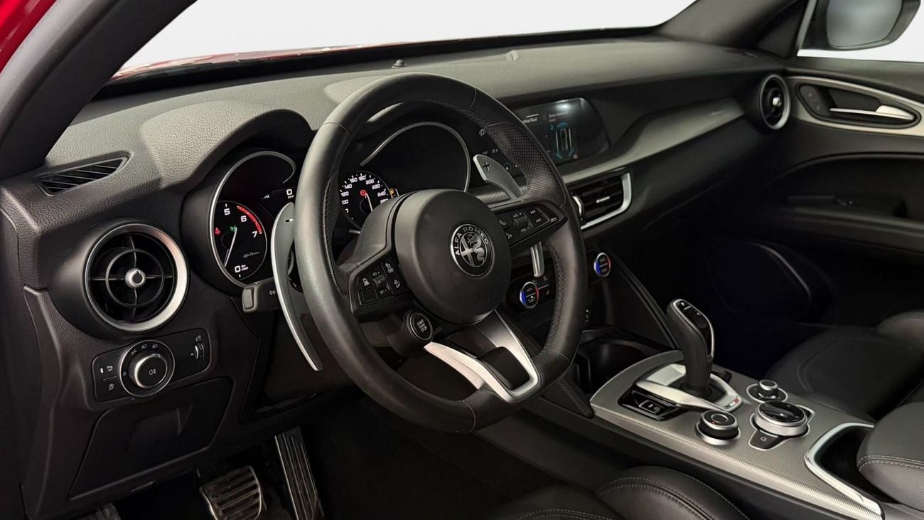 ألفا روميو ستيلفيو VELOCE |2022 | 0% DP | 1,685/ Month | Veloce | Gargash Warranty and Service