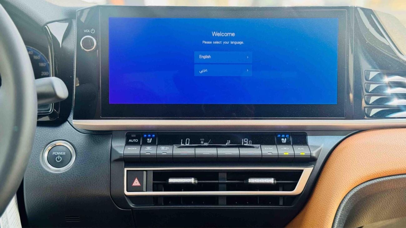 Toyota Camry LIMITED HEV 2.5HYBRID AT 2026 MEMORY SEATS PANORAMIC ROOF LEATHER SEATS