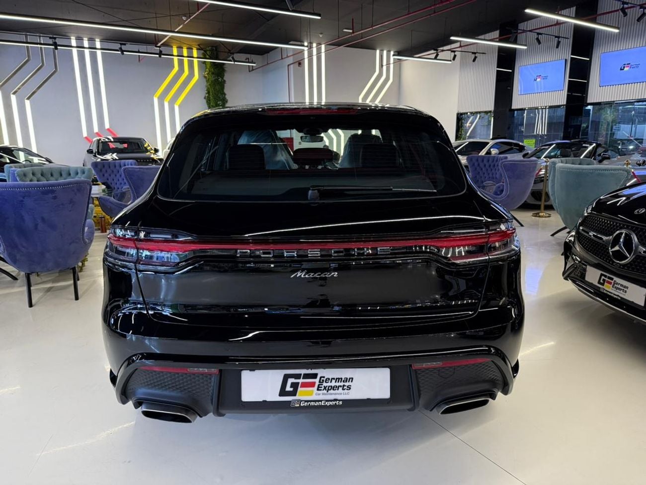 Porsche Macan STANDARD 2026 Porsche Macan| GCC | Dealer Warranty | 21-inch RS Spyder Rims