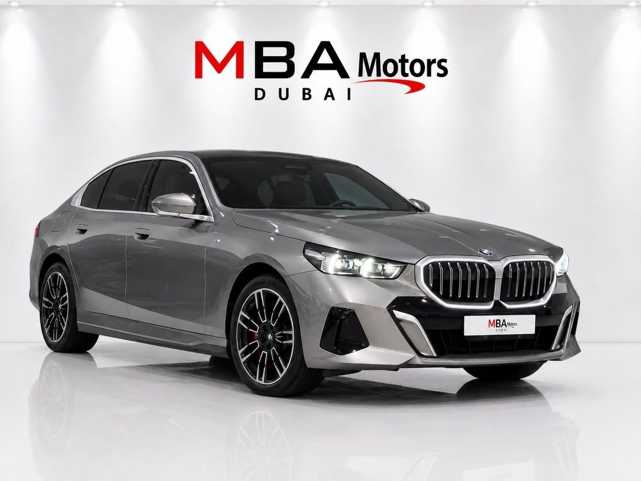 بي أم دبليو 530i M SPORT
