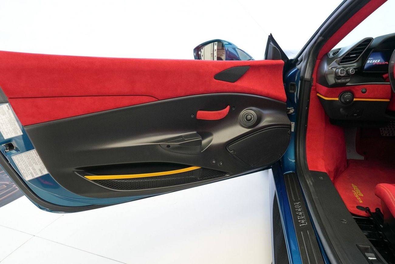 فيراري 488 بيستا High Spec