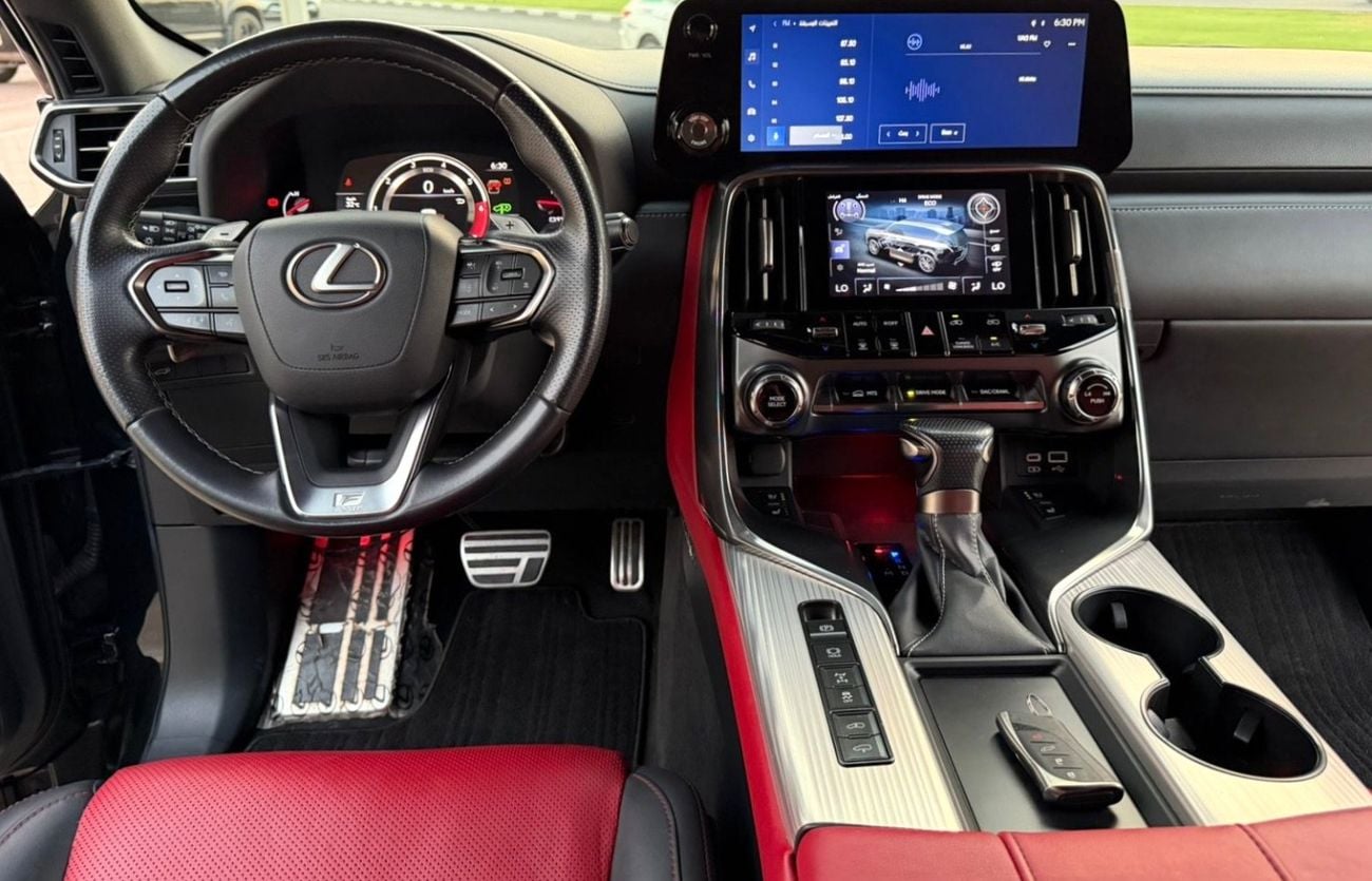 Lexus LX600 F SPORT