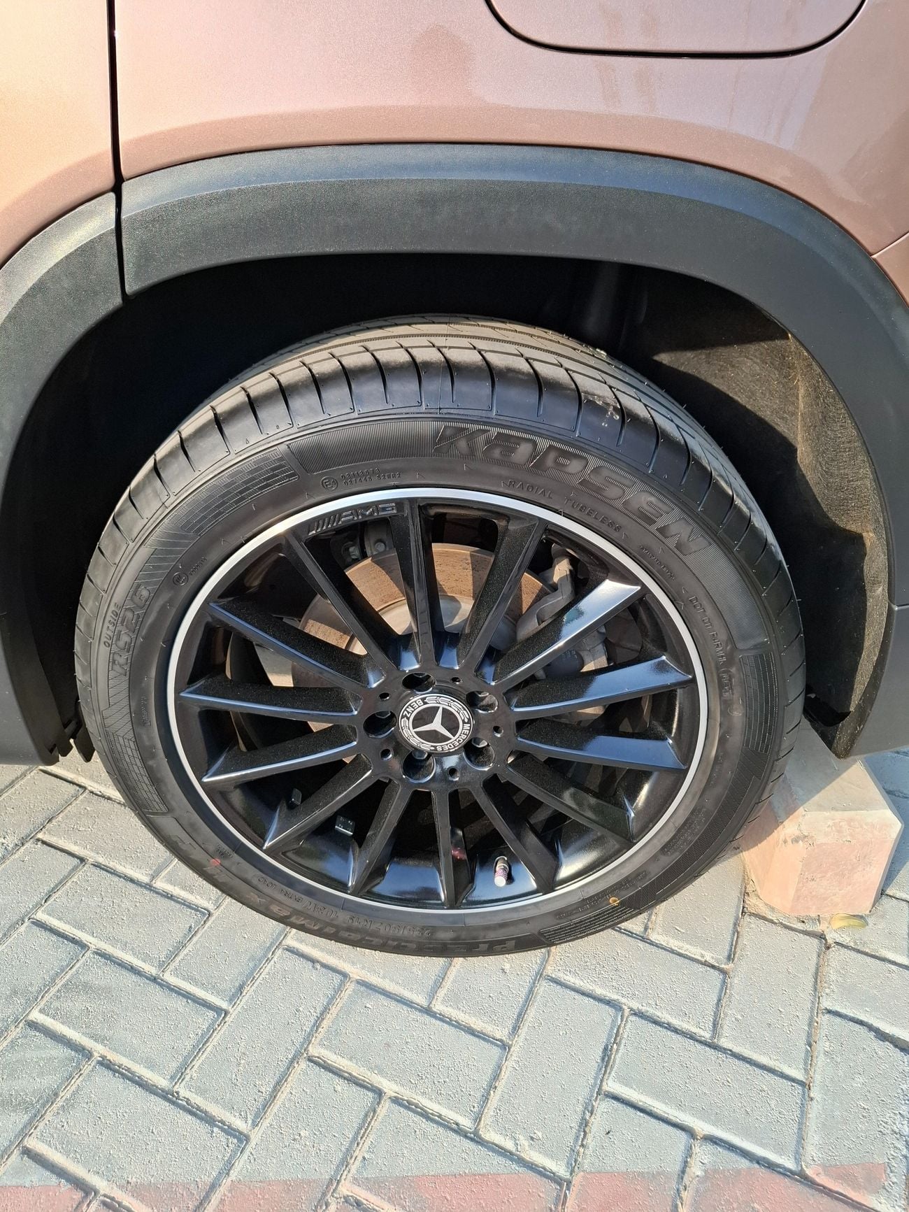 مرسيدس بنز GLB 250 4MATIC
