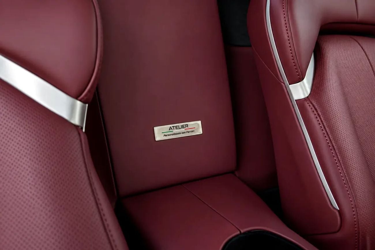 فيراري بوروسانجوي ستاندارد Full Carbon – European Specs