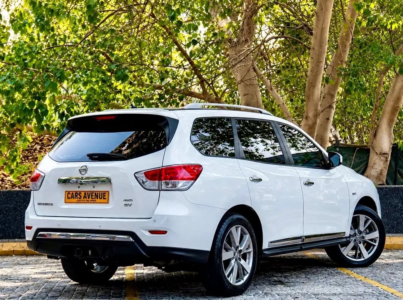 Nissan Pathfinder SV | GCC SPECS | 7-SEATER