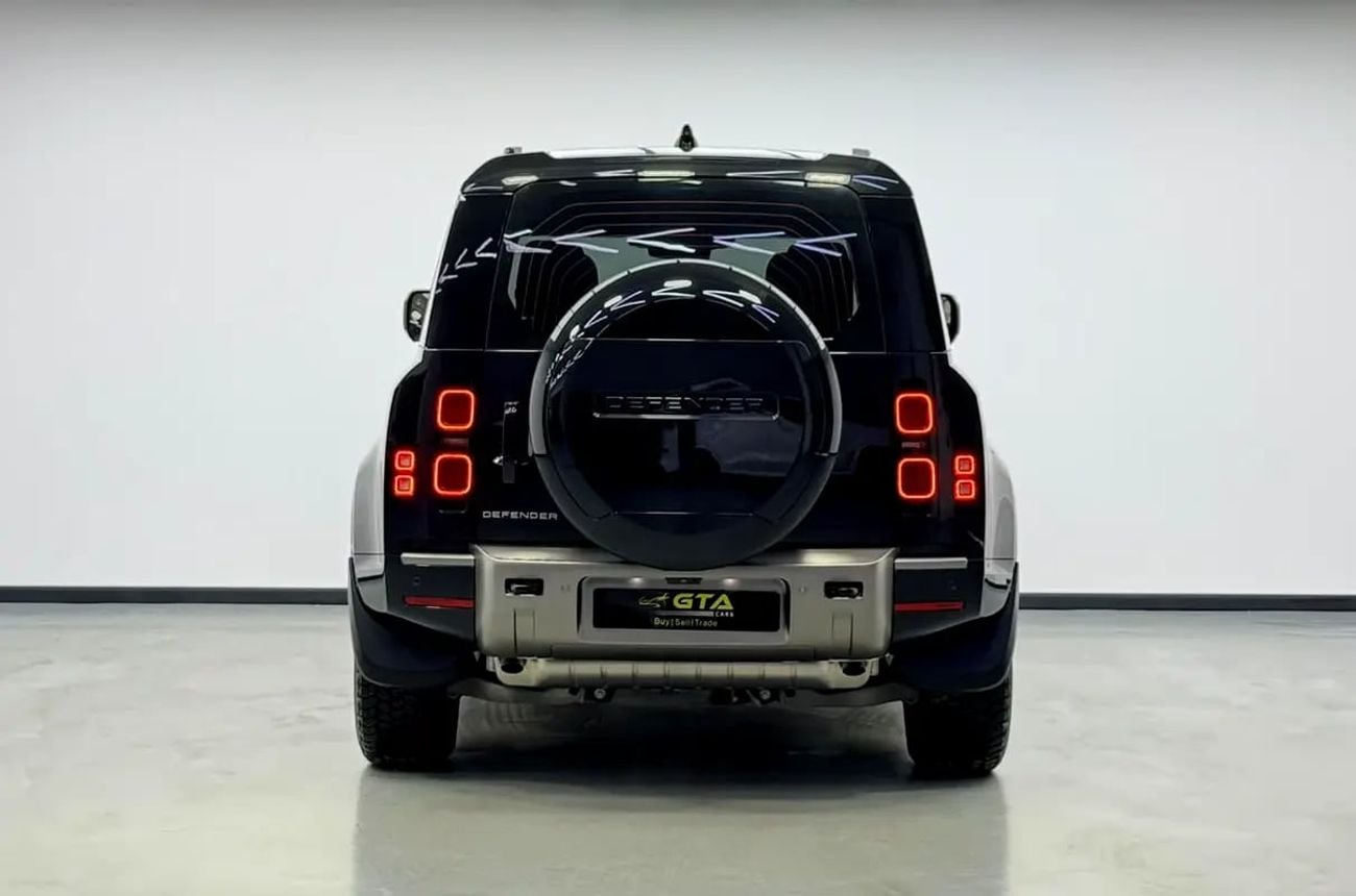 Land Rover Defender X Dynamic 110 HSE P400, LR Warranty + Service Pack, Low Km, GCC