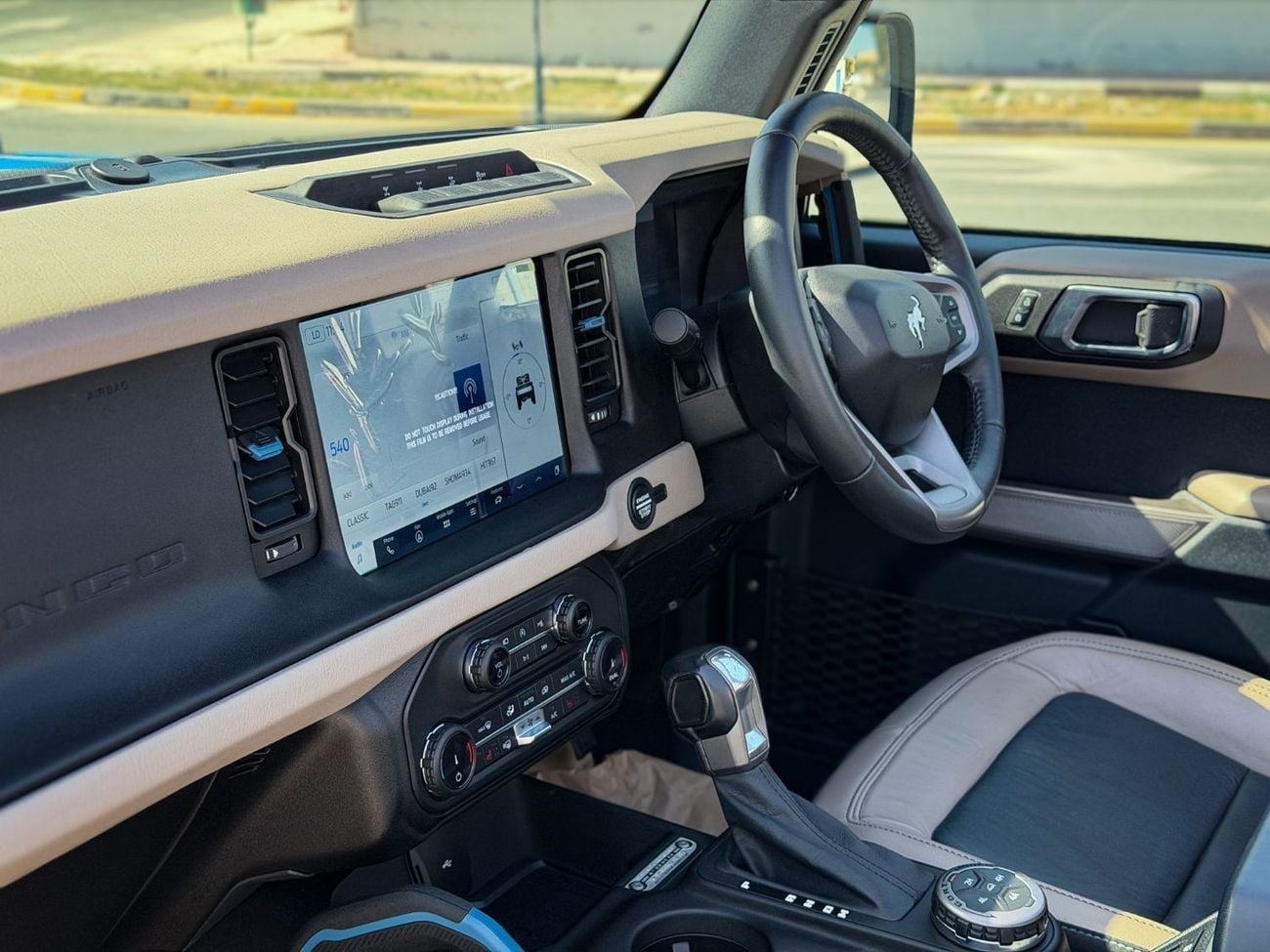 Ford Bronco WILDTRAK 2.7L (5 Seater) In RIGHT HAND DRIVE (EXPORT ONLY)