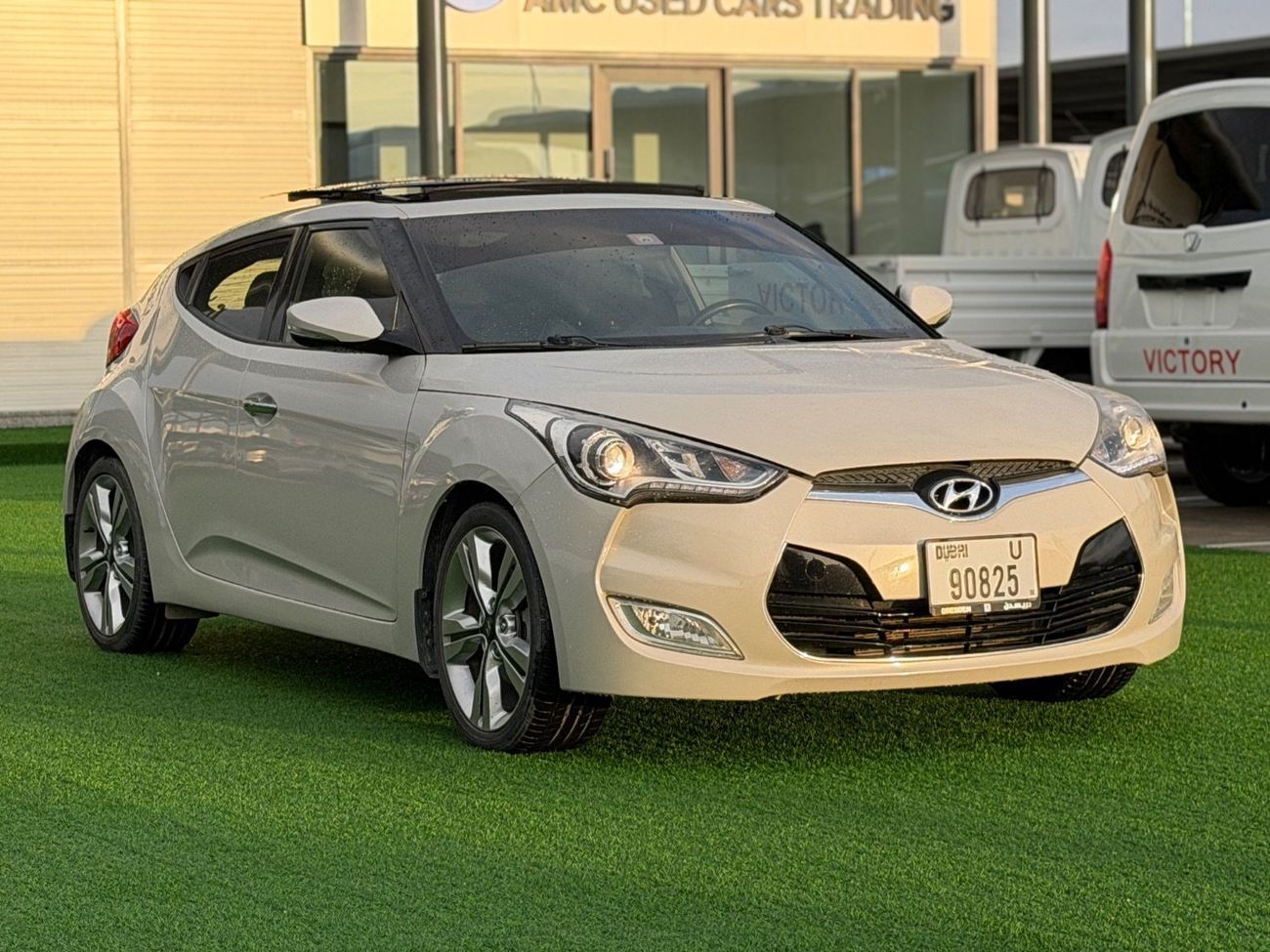 Hyundai Veloster GLS SR Hyundai Veloster 1.6L / GCC / 2016 / Free Accident Original Paint