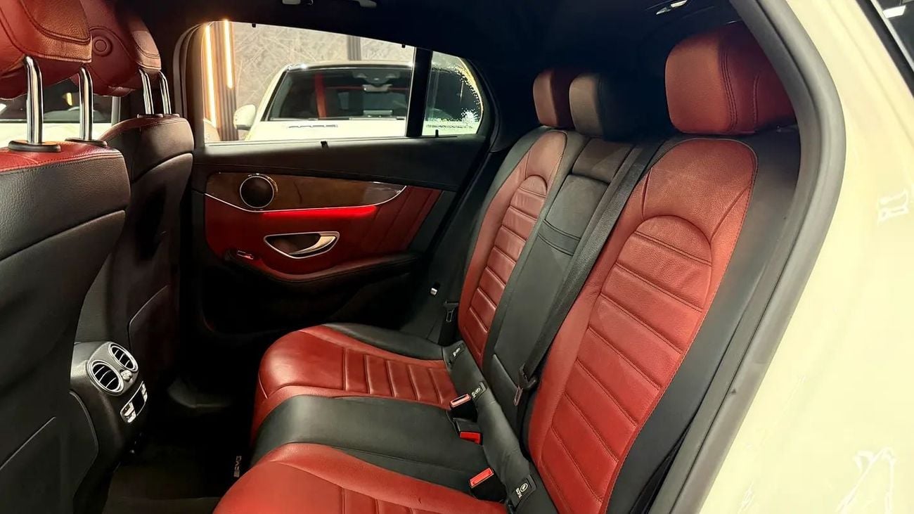 مرسيدس بنز GLC 43 AMG STANDARD