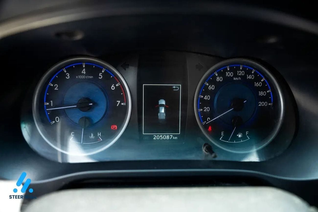 تويوتا هيلوكس SR5 2020 | SR5 2.7 لتر بنزين يدوي دفع رباعي | شاحنة بيك أب ذات كابينة مزدوجة | مواصفات خليجية