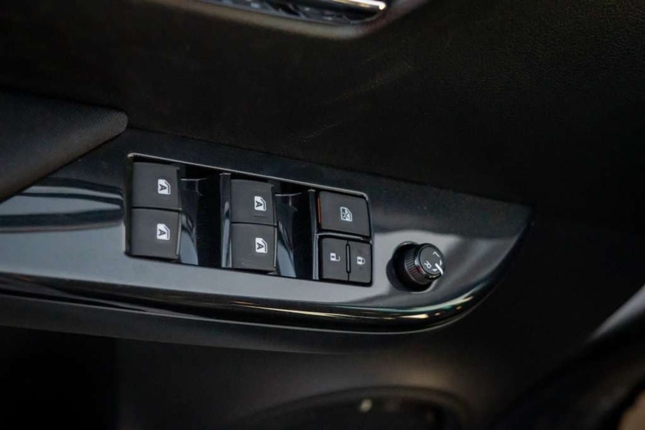 Toyota Hilux SGLX 2.4L DIESEL Jordan Specs