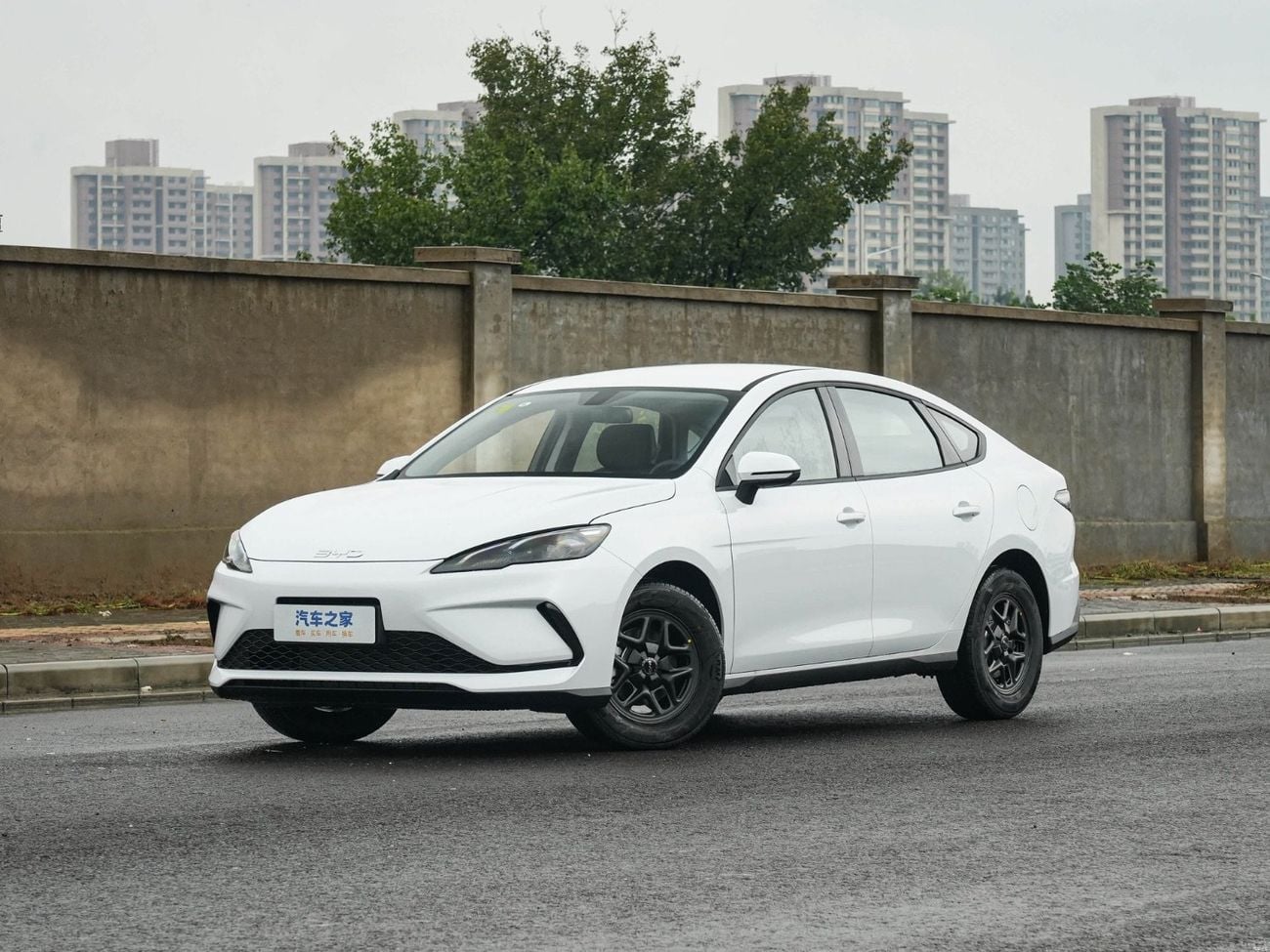 بي واي دي سيل 05 ستاندارد ختم BYD 05 128 كم خيار فاخر