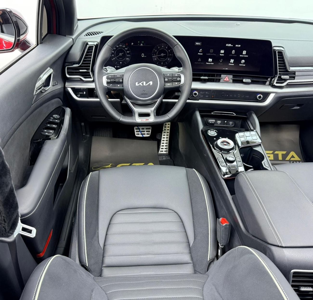 Kia Sportage GT-LINE 2024 Kia Sportage GT Line, Kia Warranty, Full Kia Service History, Low Km, Fully Loaded, GCC