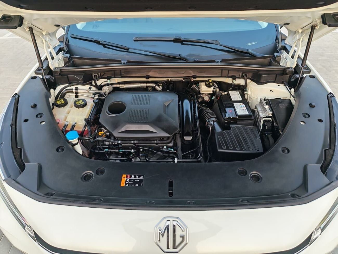 MG HS DEL ADAS