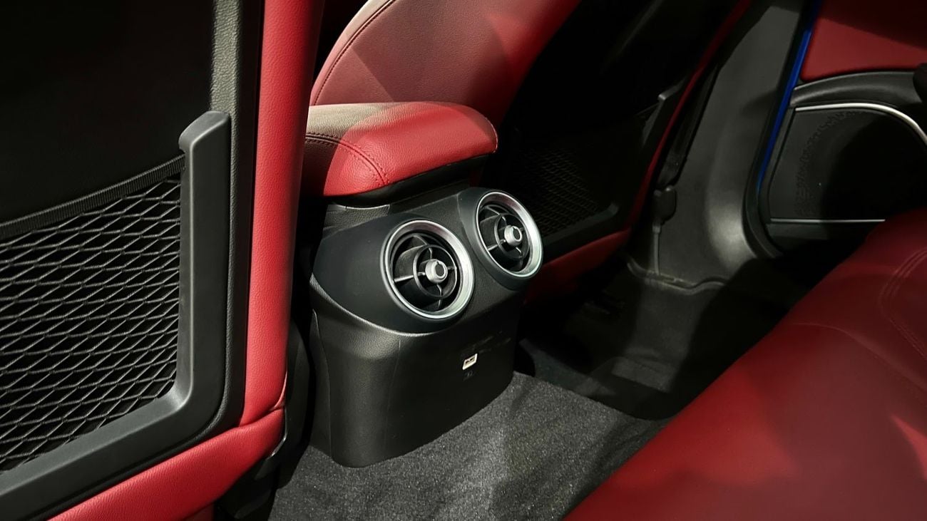 Alfa Romeo Giulia VELOCE | 2022 | Special Offer | Gargash Warranty & Service | Free insurance | Finance from 0.99%