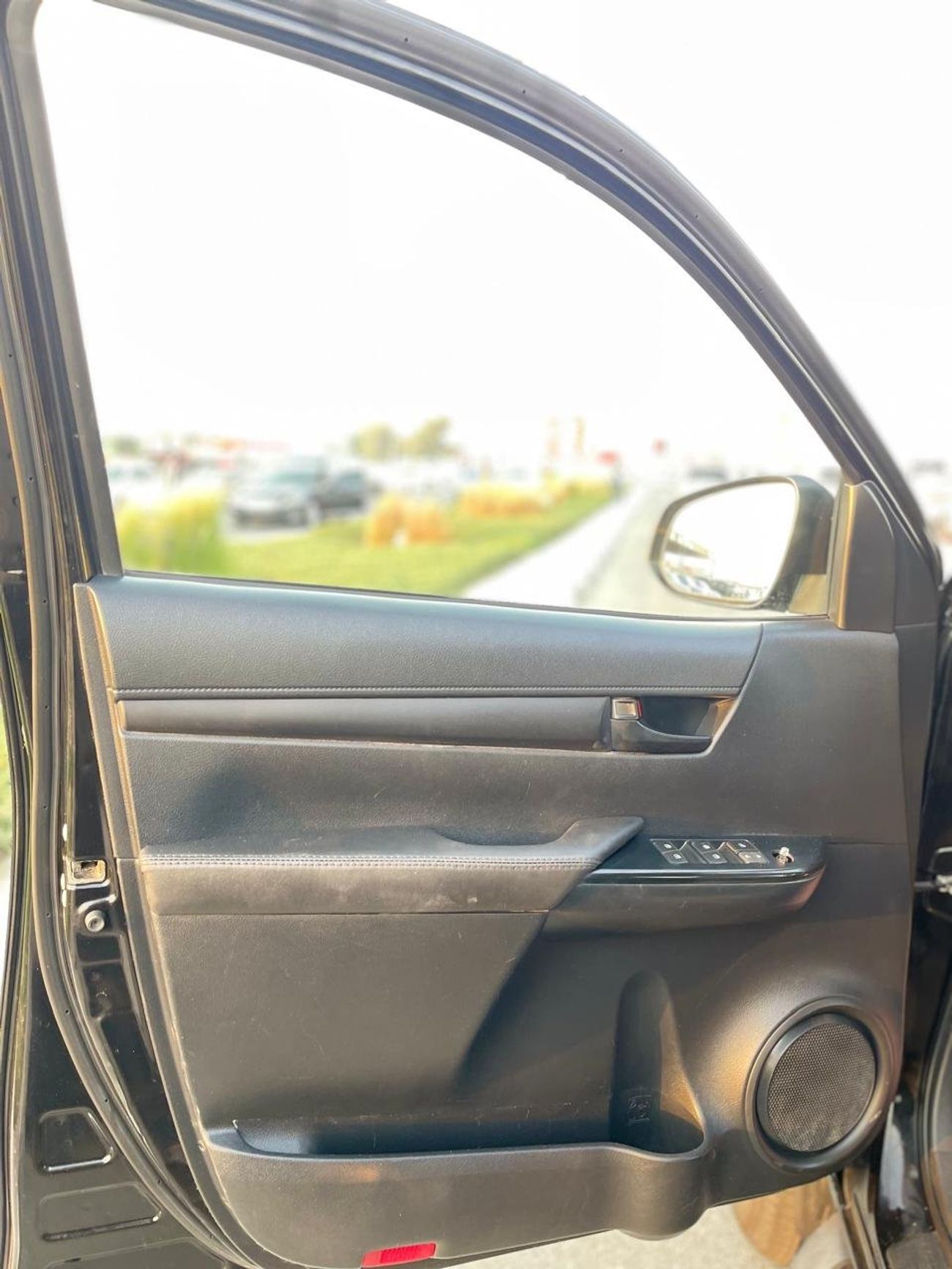 تويوتا هيلوكس GLX Toyota hilux LHD black color petrol engine