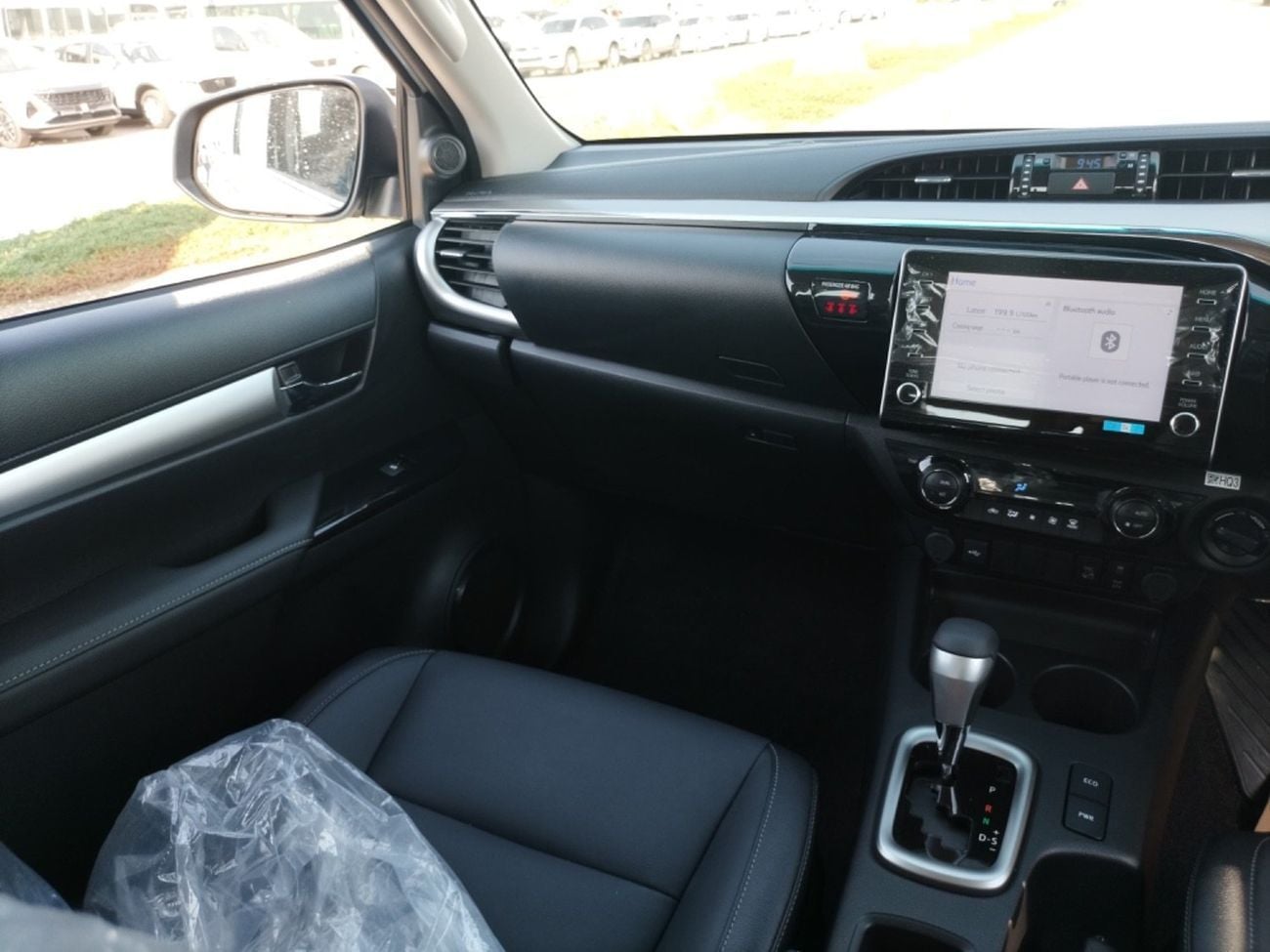 Toyota Hilux SGLX 2.8L A/T RHD Indian Spec