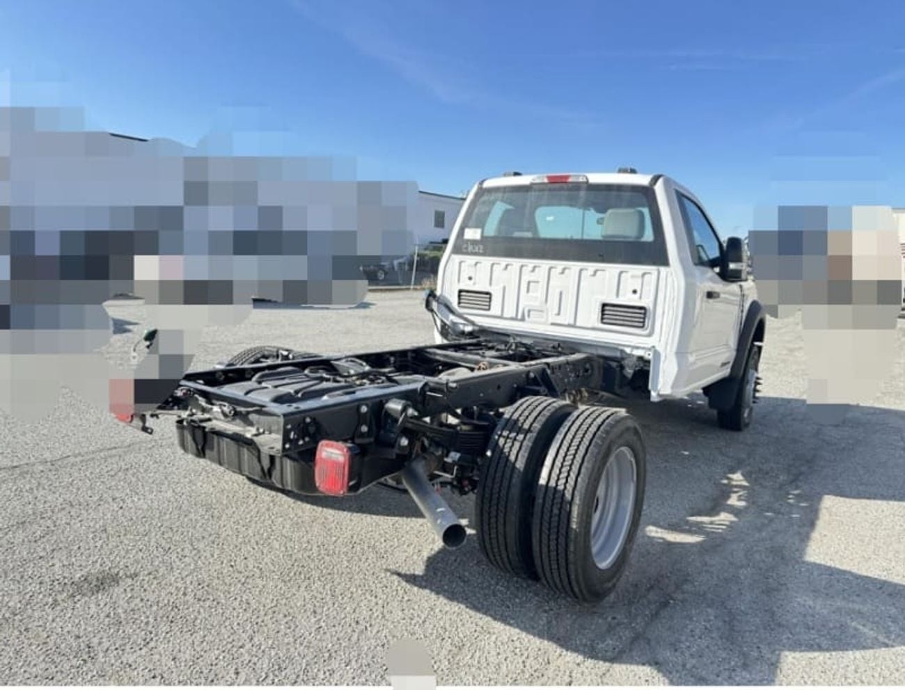 Ford F-550 HEAVY DUTY 6.7L DIESEL DUAL TANK