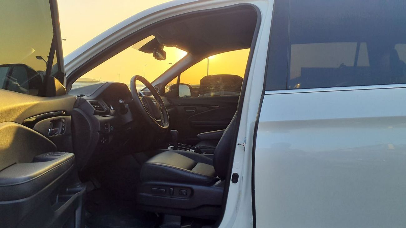 هوندا بايلوت TOURING LOW DRIVEN