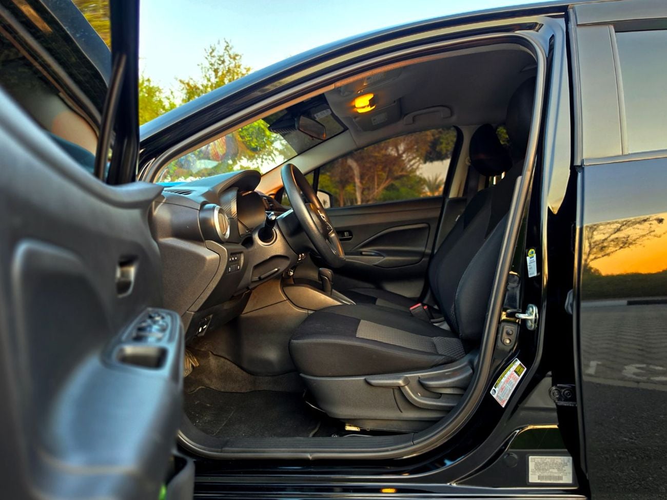 Nissan Versa STANDARD
