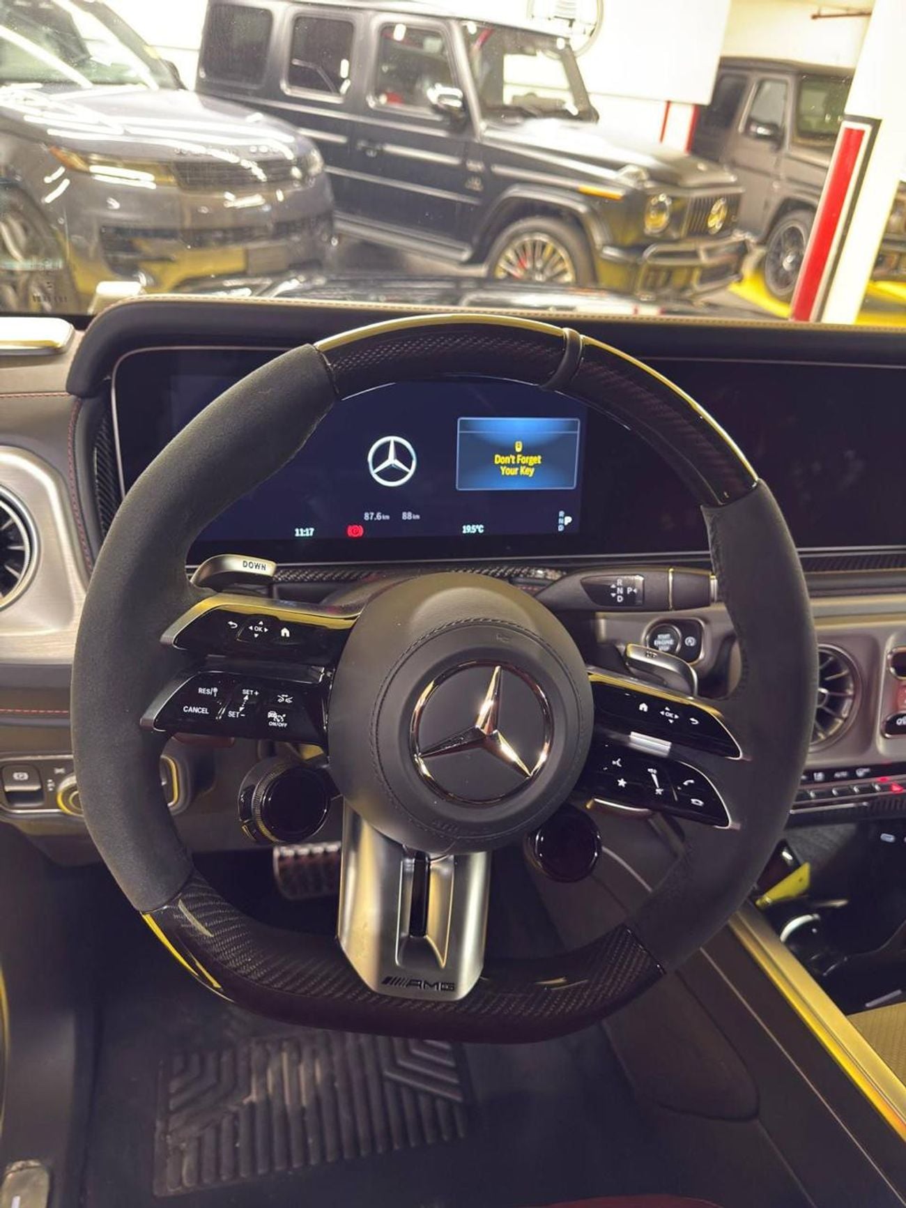 Mercedes Benz G63 AMG STANDARD 2027 Model