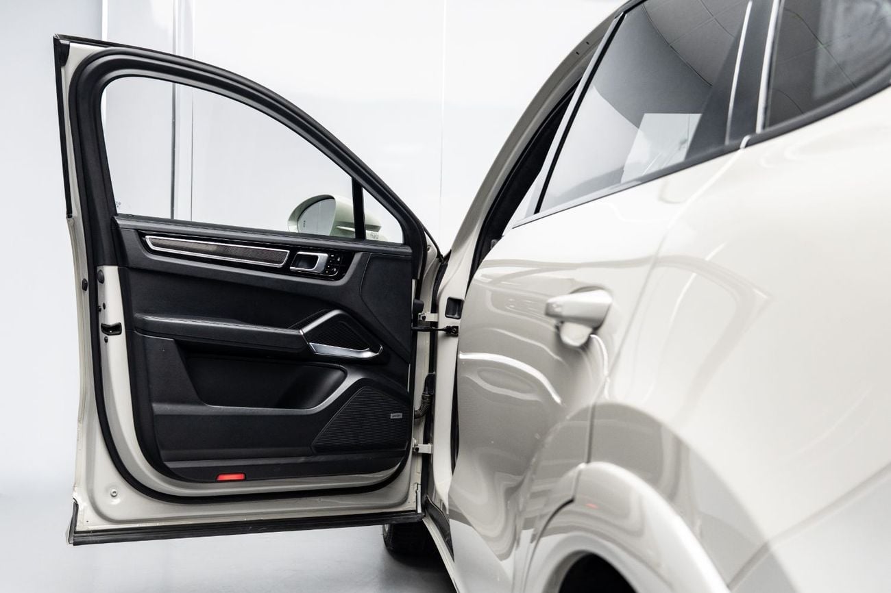 Porsche Cayenne TURBO BUY NOW, PAY 2027 | THE BLACKLINE STANDARD | December 2026 Porsche Warranty, GCC, Low KMs
