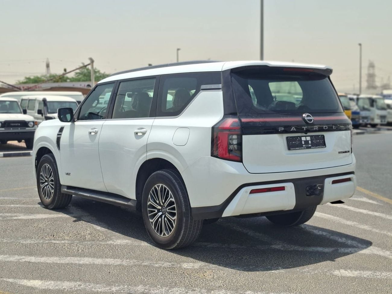 Nissan Patrol LE TITANIUM Nissan Titanium 3.5L Twin Turbo 2026 Model With Rear Screens and Compressor