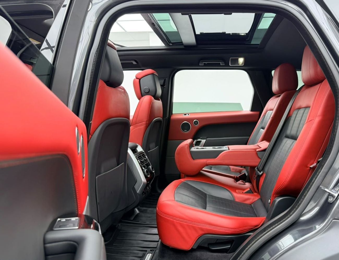 Land Rover Range Rover Sport HSE DYNAMIC 2021 Range Rover Sport HSE V8, Warranty, Service History, Fully Loaded, Excellent Condition