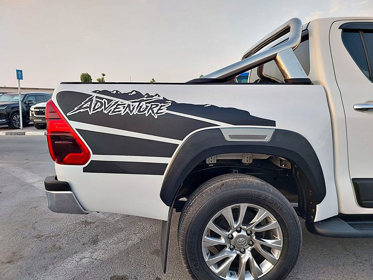 Toyota Hilux ADVENTURE (RAMADAN OFFER) TOYOTA HILUX PICKUP RHD 2023 MODEL 2.8 L DIESEL AUTOMATIC(PM81485)